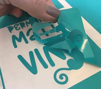 What Makes Color Cutting Vinyl Stand Out in the Creative World?