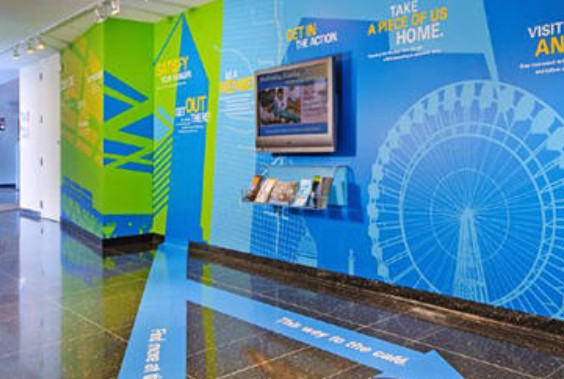 Self-adhesive vinyl: Why is it so popular in so many fields?